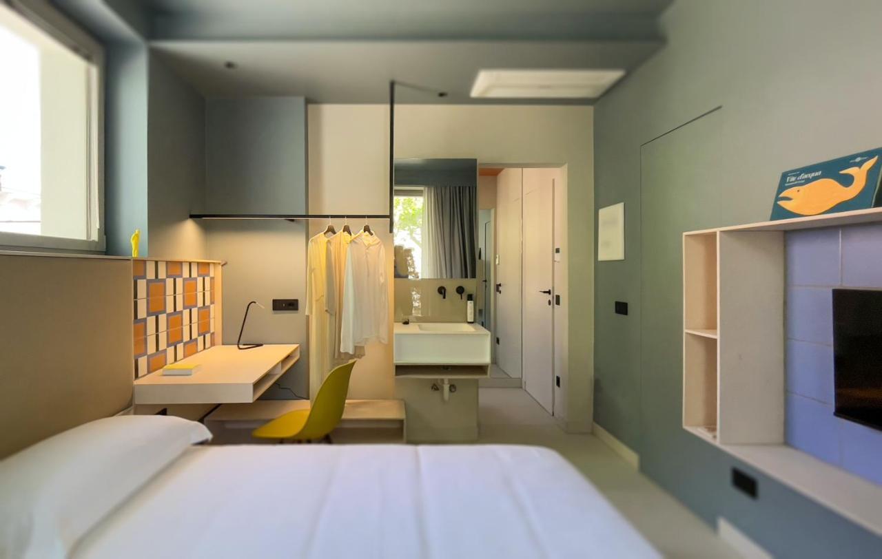 Double Room Private Bathroom